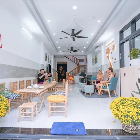 Aloha Saigon Premium Hostel By Local Travel Experts - Newly Opened, Less-Touristy Location, Spacious Rooms, Glass Shower Bathroom, Free Breakfast & Walking Tour Ho Chi Minh City Exterior photo